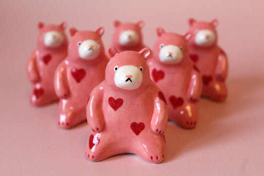 Love heart bears
