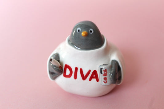 Diva pigeon