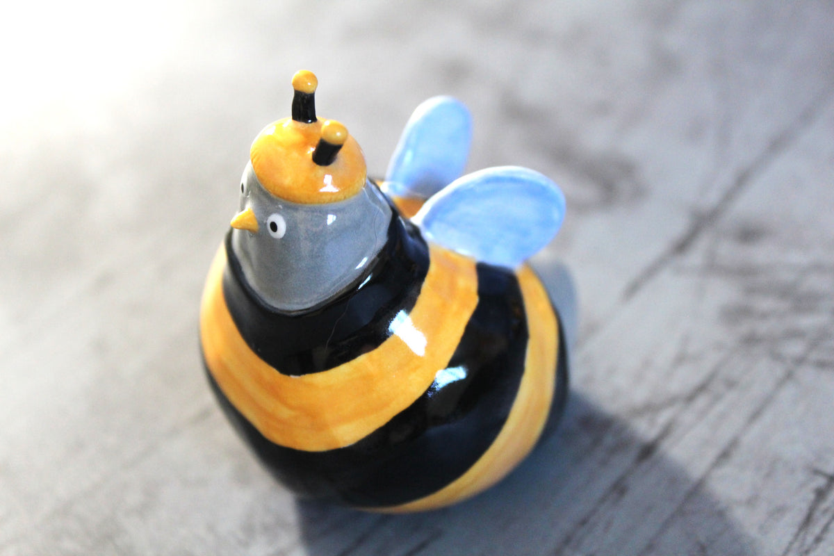 Bee pigeon